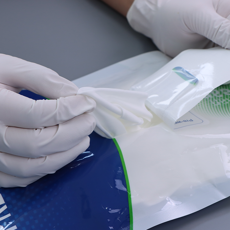 Sterile Presaturated Nonwoven Cleanroom Wipes – 70% IPA
